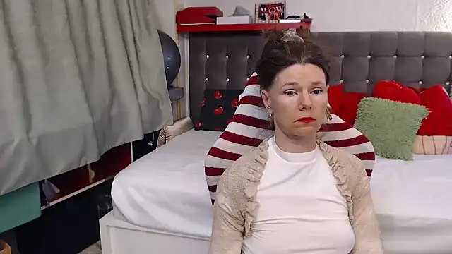 kellyterapy online show from April 21, 3:57 am