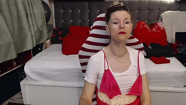 kellyterapy online show from April 18, 9:58 pm