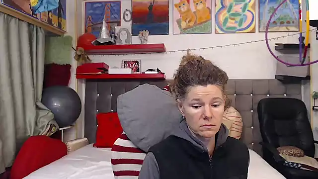 kellyterapy online show from February 27, 7:03 pm