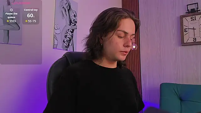 miah connor online show from October 5, 7:30 pm