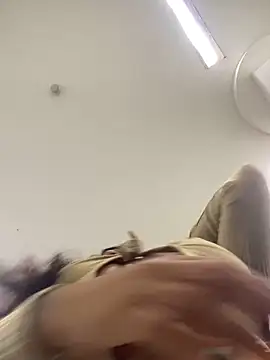 Snapshot of luisa16xxx chatting on October 2, 7:08 pm luisa16xxx online show from October 2, 7:08 pm