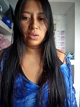 Snapshot of luisa16xxx chatting on October 18, 7:48 pm luisa16xxx online show from October 18, 7:48 pm