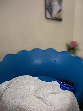 ChristyAddams online show from October 18, 1:03 pm