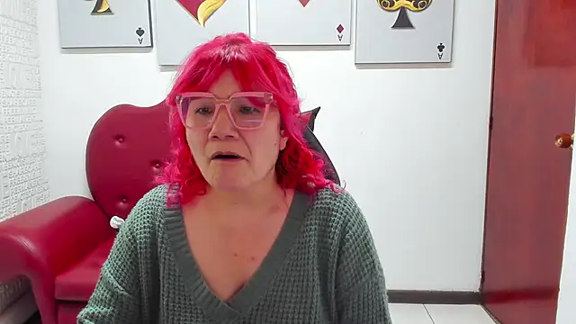 Salomeediaz  online show from December 15, 9:20 pm