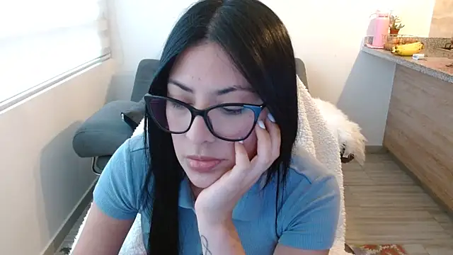 Charlotte cute18 online show from February 10, 10:46 pm