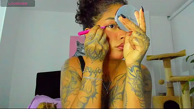 JuliaRose ks online show from April 4, 12:53 am