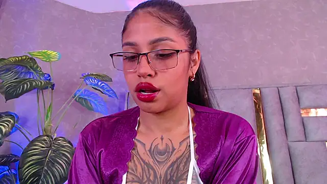 JuliaRose ks online show from October 2, 12:43 pm