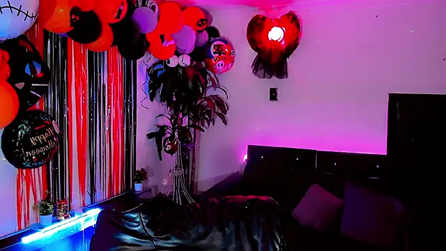 the-horus-girl online show from October 27, 5:36 am