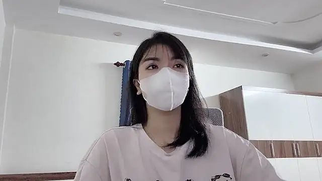 Linda 2k online show from November 9, 10:11 am