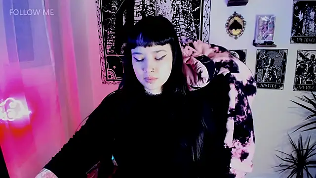 Demongirl6666 online show from January 12, 8:47 pm