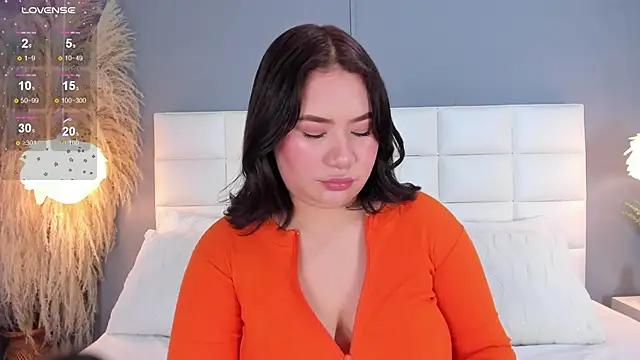 HannaKarson online show from October 27, 11:39 am