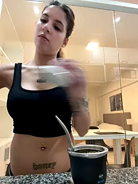 Snapshot of Lolykush chatting on October 14, 10:56 pm Lolykush online show from October 14, 10:56 pm