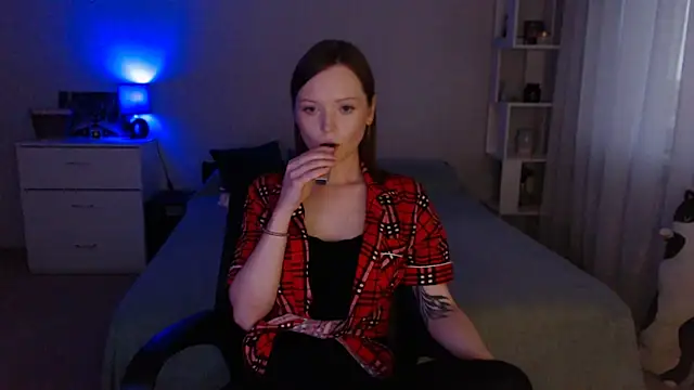 Allaria online show from July 8, 5:15 pm