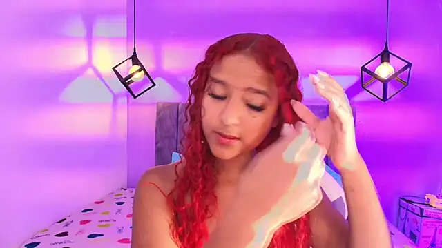 Sophiee Velvet online show from October 10, 4:23 pm