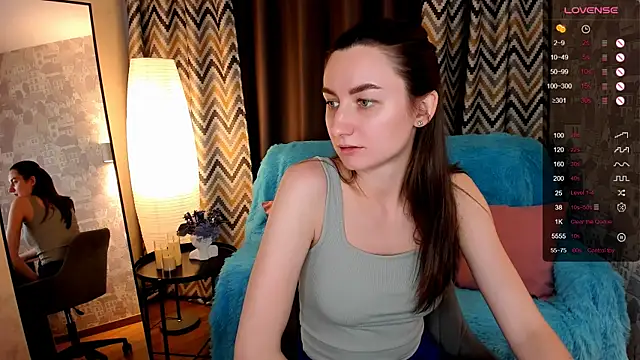 annacooleman online show from November 10, 8:09 am