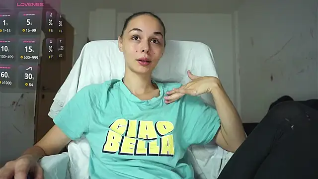 Miss  Bia online show from October 4, 10:47 pm