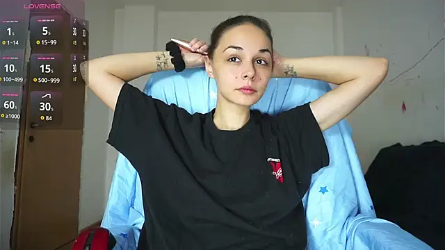 Miss  Bia online show from October 27, 10:37 pm