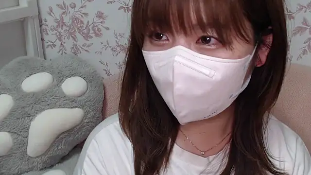 Snapshot of mei_hosina chatting on September 10, 3:56 pm mei hosina online show from September 10, 3:56 pm