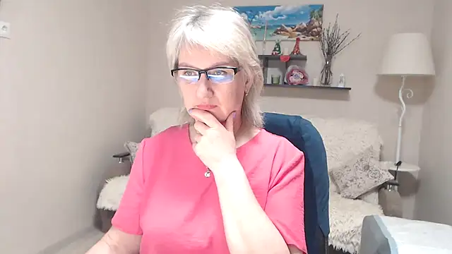 FleurMays online show from April 24, 4:04 am