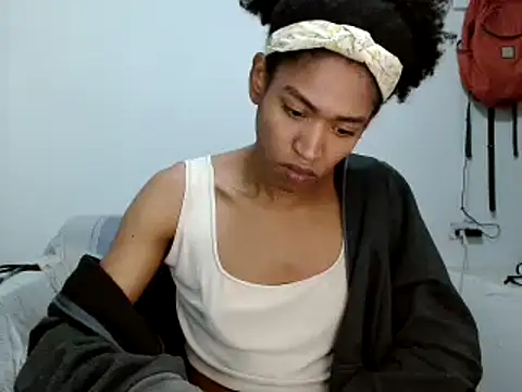 miriam775 online show from October 6, 8:35 pm