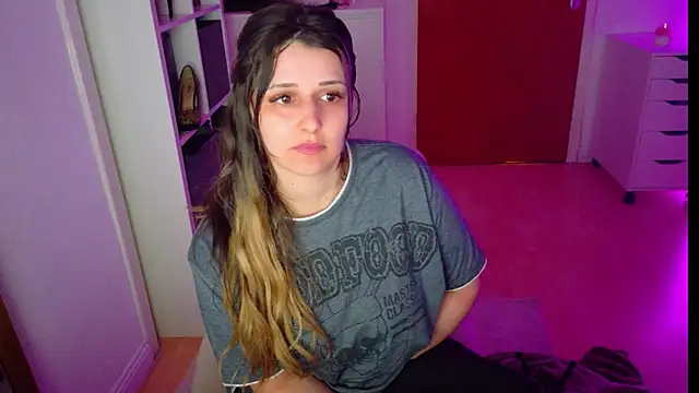 jenna-sxy19 online show from October 1, 8:25 pm