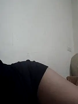 vadapavgirl online show from October 31, 7:18 pm