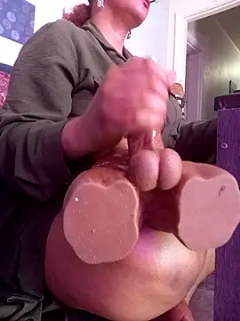 CleopatraYourRoyalAffair online show from September 24, 4:28 pm