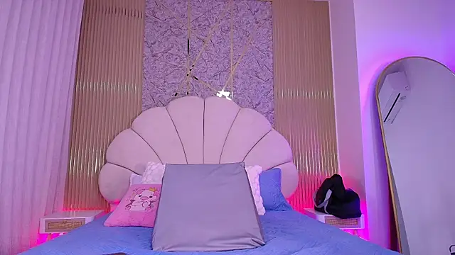 aisha sh online show from November 15, 12:06 pm