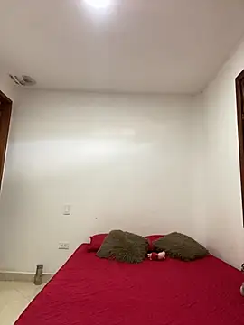 Im Amelia online show from November 25, 12:40 pm