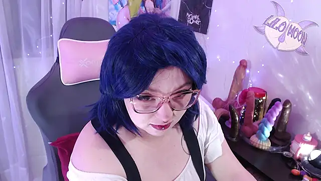 LiloMoon69 online show from May 28, 6:22 am