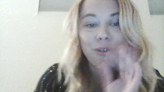 burrkitty online show from December 21, 5:44 am