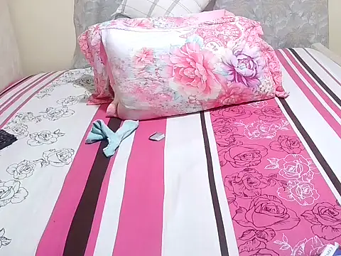 slender sweet online show from March 16, 12:09 pm