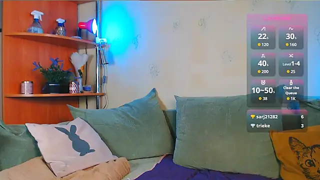 Caroline1995 online show from October 5, 8:19 am