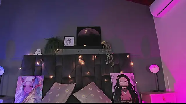 AmbarHills 1 online show from February 15, 11:42 am