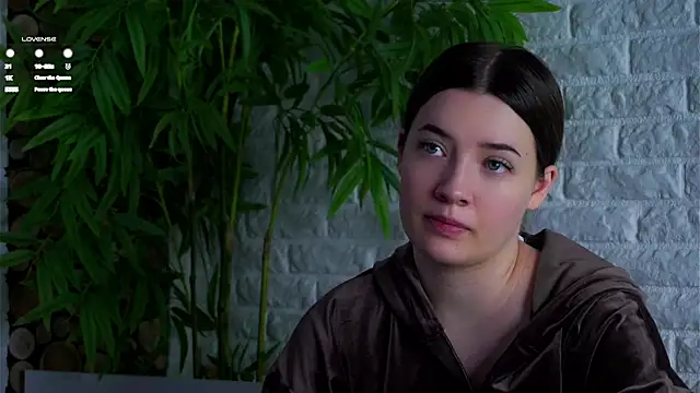 LowOncoming online show from April 28, 1:36 am