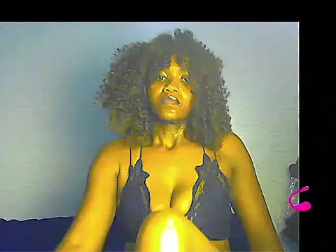 lilylovexx online show from May 6, 6:56 pm
