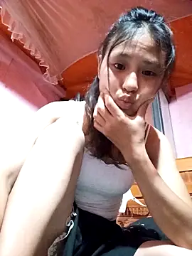 Snapshot of trieungoclnt chatting on September 15, 3:31 pm trieungoclnt online show from September 15, 3:31 pm