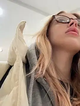 enjoy my beauty online show from February 8, 7:56 am