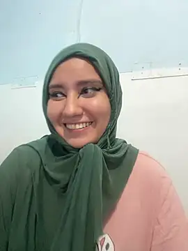 hannahayat online show from July 12, 8:31 pm