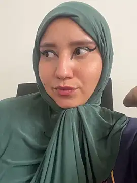 hannahayat online show from January 6, 8:56 pm