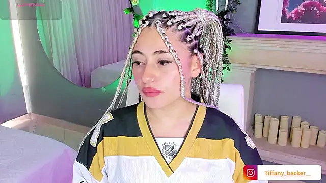 tiffany becker online show from March 26, 1:35 pm