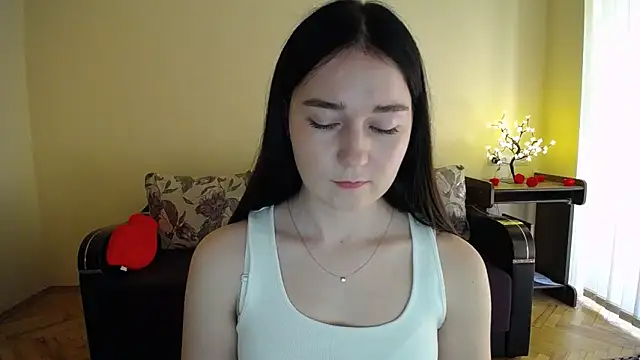 Pretty shy online show from June 10, 9:19 am