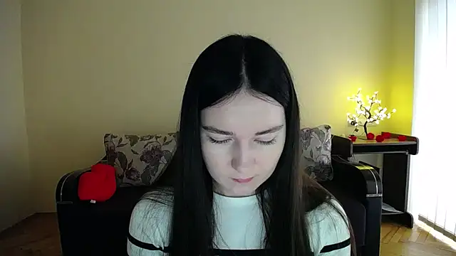 Pretty shy online show from April 20, 9:01 am