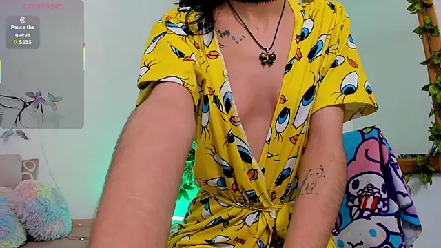 BonnieCute  online show from November 20, 12:33 am