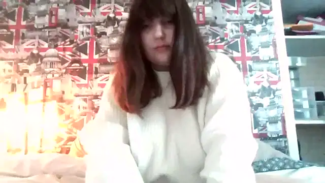 Lynylou online show from October 1, 8:41 am