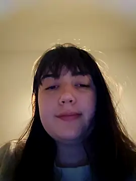 Lynylou online show from May 11, 3:41 am