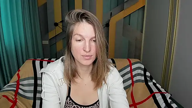Snapshot of EmilyWalkeri chatting on October 2, 8:08 am EmilyWalkeri online show from October 2, 8:08 am