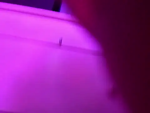 gurlnips online show from October 23, 7:53 pm