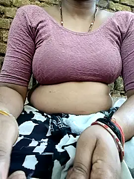 Snapshot of Cute_Suhani chatting on September 22, 11:19 am Cute Suhani online show from September 22, 11:19 am