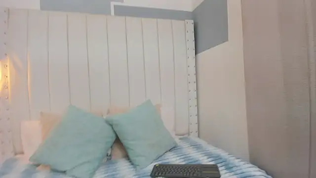 hannah gray online show from March 28, 1:10 pm